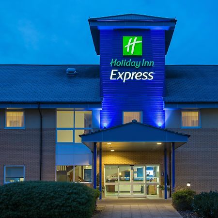 Holiday Inn Express Braintree By Ihg Εξωτερικό φωτογραφία