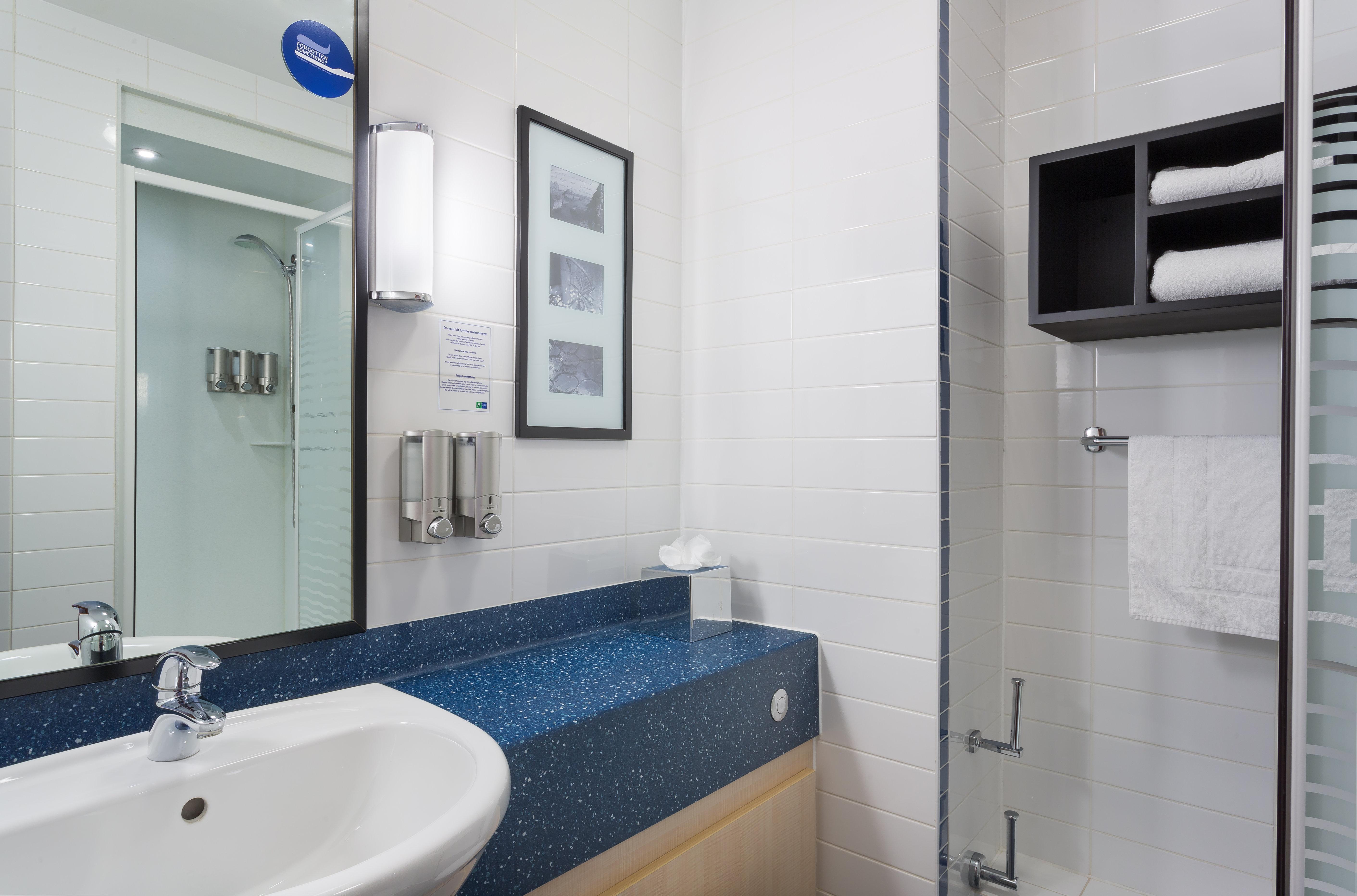 Holiday Inn Express Braintree By Ihg Εξωτερικό φωτογραφία