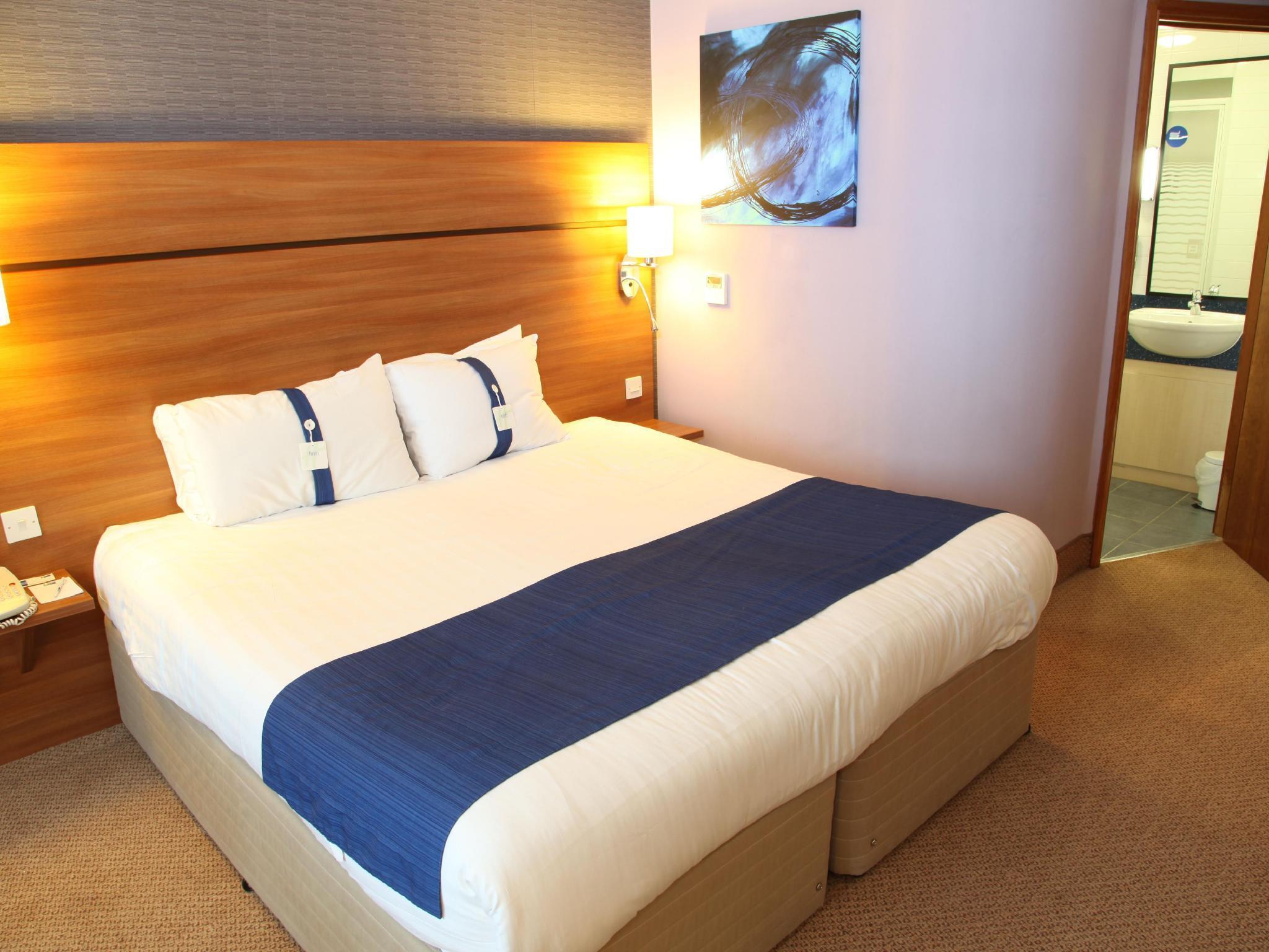 Holiday Inn Express Braintree By Ihg Εξωτερικό φωτογραφία