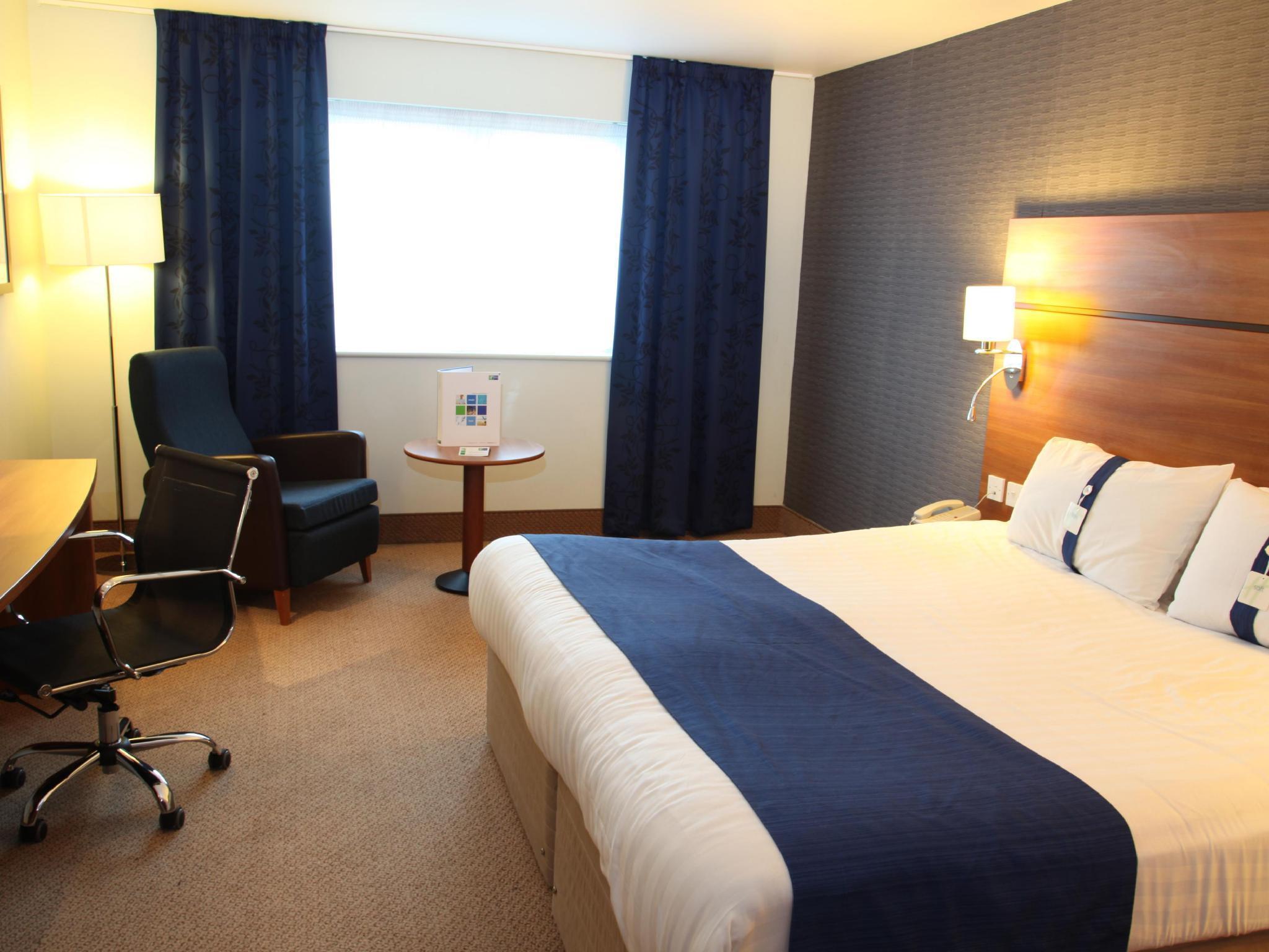 Holiday Inn Express Braintree By Ihg Εξωτερικό φωτογραφία